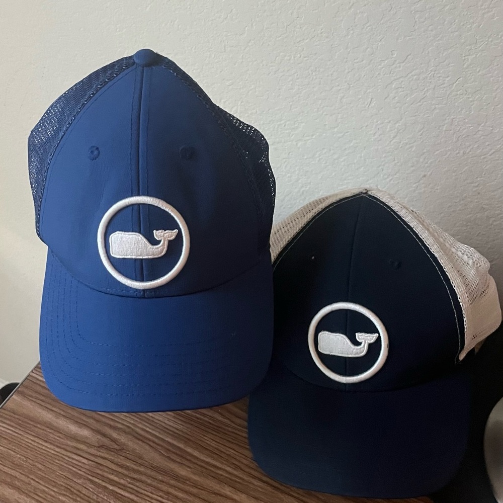 Vineyard Vines Navy and White Caps